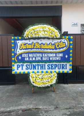 Papan Bunga Duka di Nguter