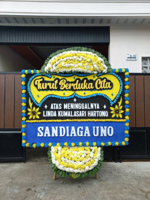 Papan Bunga Duka di Nguter