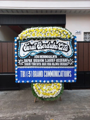 Papan Bunga Duka di Nguter